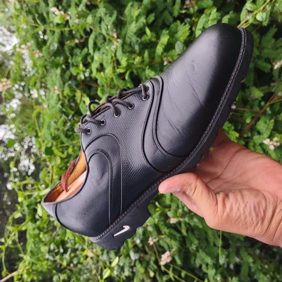 Nike Golf Waverly Last Mens Black Leather Air Comfort Golf Shoes Size 8.5W - Picture 1 of 12